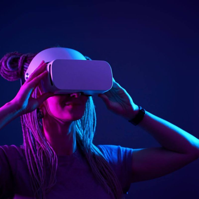 How-to-Start-Career-in-Virtual-Reality